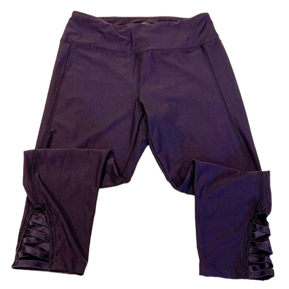 VOGO Athletica Purple Capris M